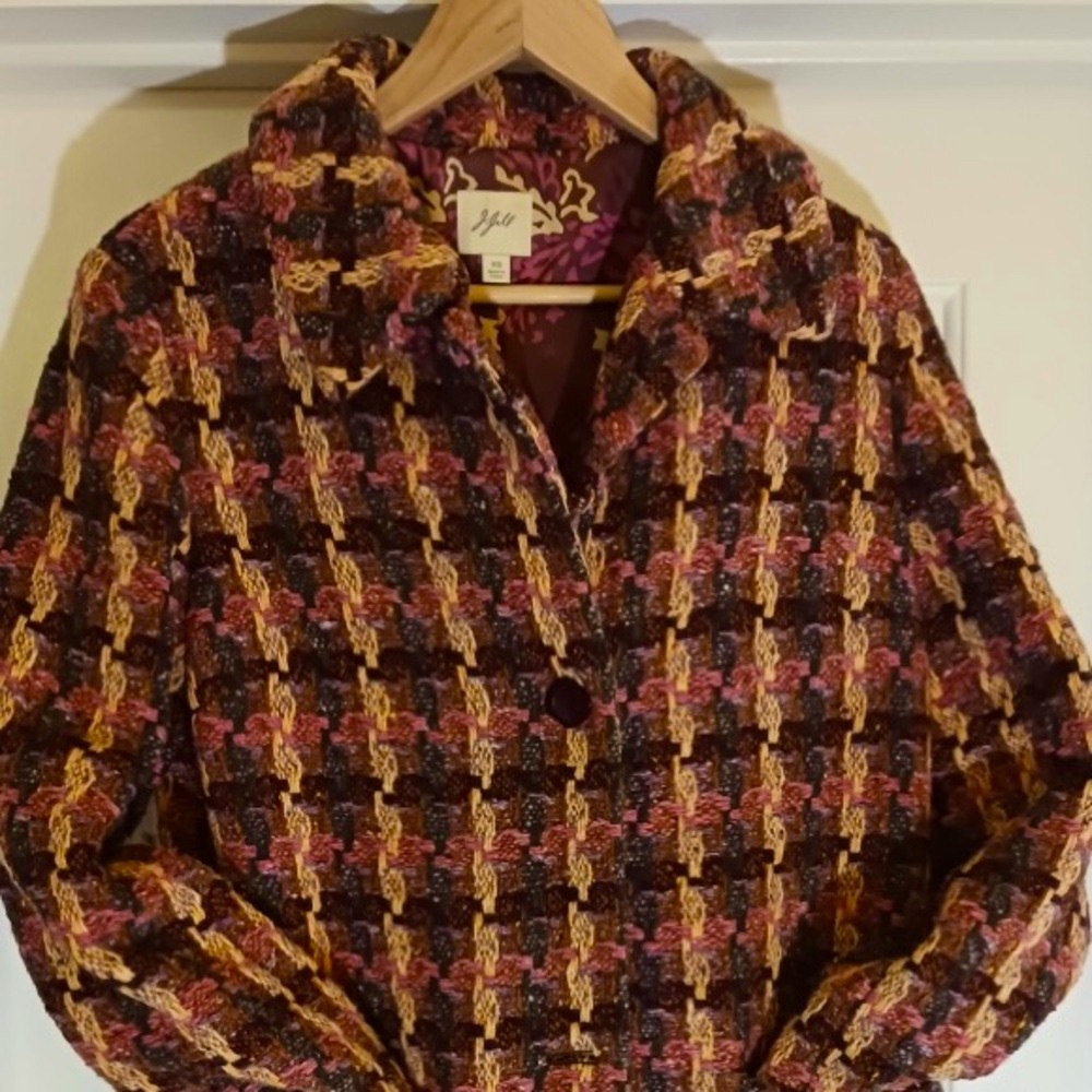 J Jill - Wool/Nylon Coat - size XS - 2 Buttons & 2 Front Pockets - EUC